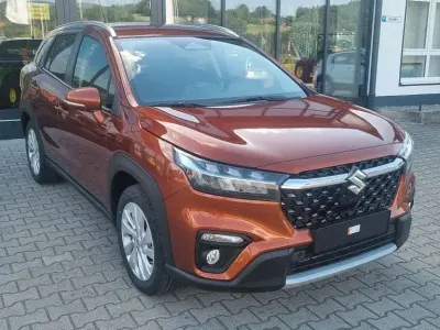 Neu Suzuki SX4 S-Cross Comfort 110 PS (80 kW) 2026 Braun SUV