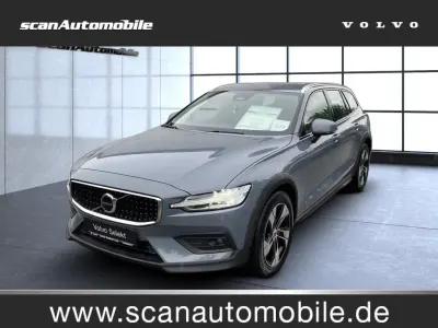 Gebraucht Volvo V60 Plus 197 PS (144 kW) 2023 Thunder grey / (metallic) Kombi