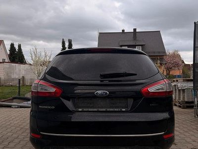Usata Ford Mondeo 140 CV (102 kW) 2013 Blu Station wagon