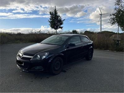 Opel Astra GTC