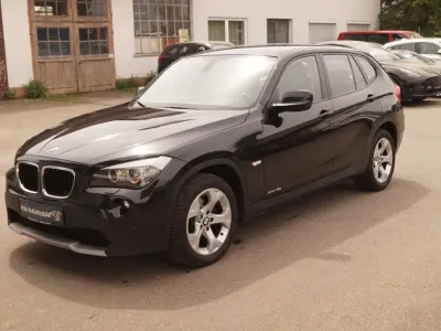 Gebraucht BMW X1 143 PS (105 kW) 2010 Black sapphire metallic SUV