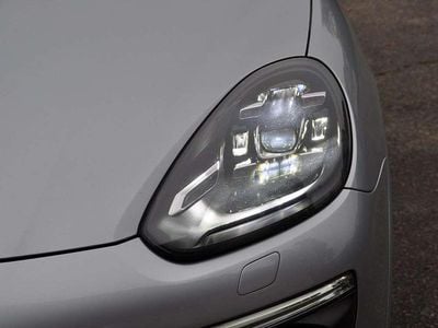 Second-hand Porsche Cayenne Platinum Edition 385 CP (283 kW) 2017 Argintiu SUV