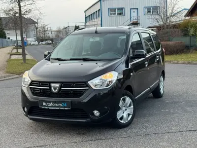 Gebraucht Dacia Lodgy Comfort 116 PS (85 kW) 2021 Schwarz Van / Kleinbus
