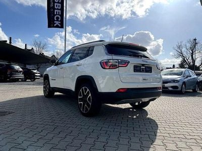 Gebraucht Jeep Compass Limited 150 PS (110 kW) 2021 Alpine white (metallic) SUV