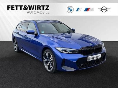 Gebraucht BMW 330e M Sport 292 PS (214 kW) 2024 Portimao blau metallic Kombi