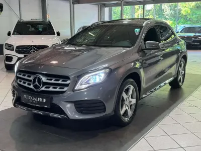 Gebraucht Mercedes GLA220 AMG line 177 PS (130 kW) 2018 Grau SUV