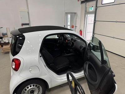 Gebraucht Smart ForTwo Coupé 62 kW (85 PS) 2022 Weiß Kleinwagen