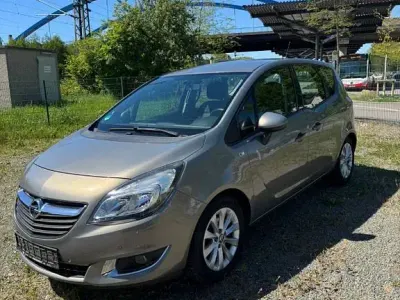 Second-hand Opel Meriva Style 101 CP (74 kW) 2015 Argintiu Monovolum