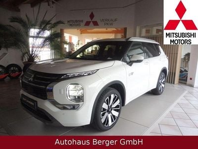Neu Mitsubishi Outlander P-HEV Top 306 PS (225 kW) 2026 Weiß SUV