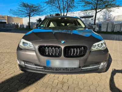 Usata BMW 525 218 CV (160 kW) 2012 Marrone Station wagon