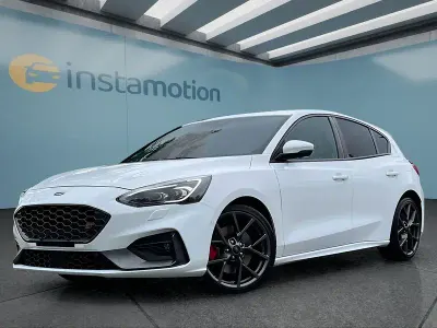 Gebraucht Ford Focus 280 PS (205 kW) 2019 Weiß Kleinwagen