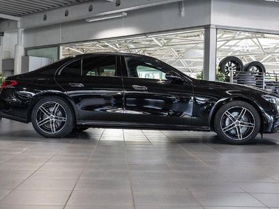 Gebraucht Mercedes E300 AMG 313 PS (230 kW) 2024 Schwarz Limousine