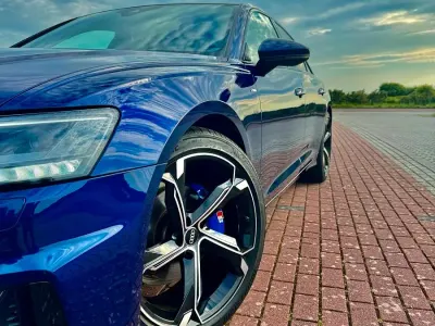 Gebraucht Audi A6 S-Line 204 PS (150 kW) 2019 Blau Limousine