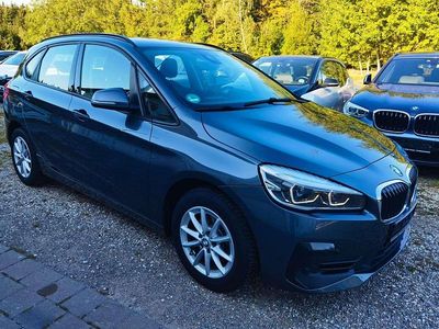 Gebraucht BMW 216 Advantage 116 PS (85 kW) 2019 Mineralgrau metallic Kombi
