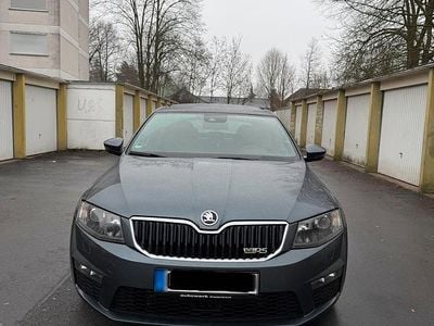 Gebraucht Skoda Octavia RS 184 PS (135 kW) 2016 Grau Kleinwagen