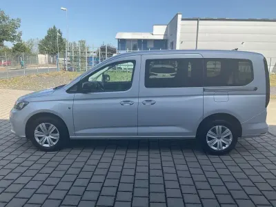Gebraucht VW Caddy Maxi 122 PS (89 kW) 2021 Silber Van / Kleinbus