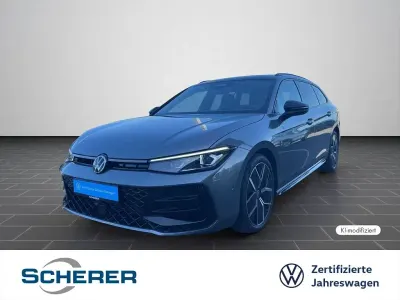 Gebraucht VW Passat R-line 193 PS (141 kW) 2025 Diabasgrau metallic grenadillschwarz metallic (metallic) Kombi