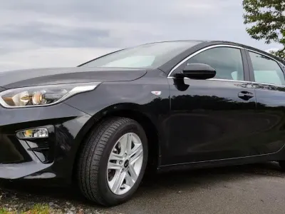 Gebraucht Kia Ceed 144 PS (105 kW) 2021 Schwarz Kleinwagen