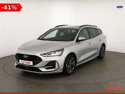 Silber Gebraucht 2025 Ford Focus ST-Line Kombi | 22.890 € (Superpreis)