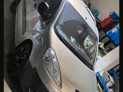 Gebraucht Peugeot Partner Tepee 75 PS (55 kW) 2008 Gelb Van / Kleinbus