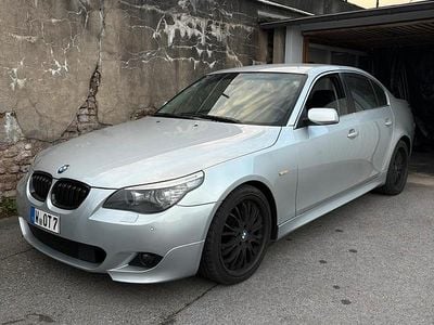 BMW 523