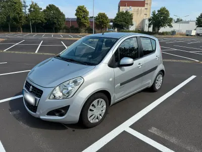 Gebraucht Suzuki Splash Active+ 94 PS (69 kW) 2013 Silber Kleinwagen