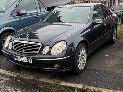 Mercedes E280
