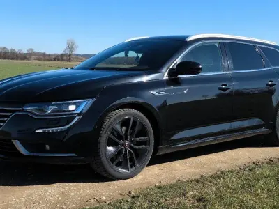 Używany Renault Talisman GrandTour Version S 224 KM (164 kW) 2020 Czarny Kombi