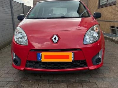 Second-hand Renault Twingo 75 CP (55 kW) 2011 Roșu Hatchback