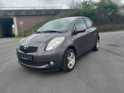 gebraucht Toyota Yaris 1,3-l-VVT-i Cool Cool