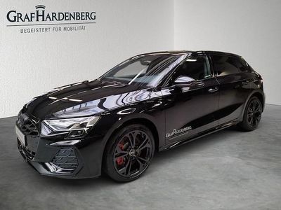 Mythosschwarz metallic Gebraucht 2025 Audi A3 Sportback e-tron S-Line Kleinwagen | 43.980 €