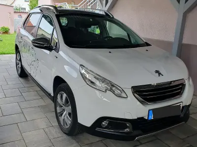 Gebraucht Peugeot 2008 Style 82 PS (60 kW) 2015 Weiß SUV