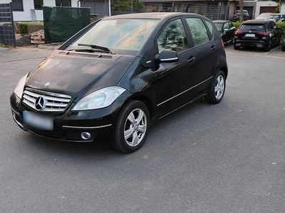 Gebraucht Mercedes A160 95 PS (69 kW) 2011 Schwarz Limousine