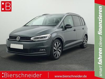 Grau Gebraucht 2024 VW Touran Highline Van / Kleinbus | 40.950 € (Teuer)
