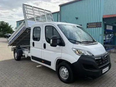 Gebraucht Opel Movano 140 PS (102 kW) 2025 Weiss Van