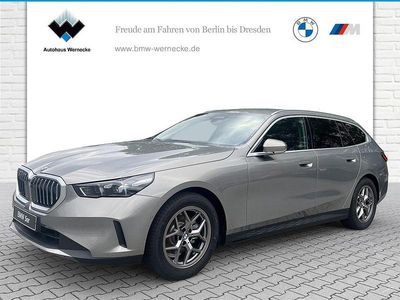 Neu BMW 520 Comfort Edition 197 PS (144 kW) 2025 Oxidgrau ii metallic Kombi