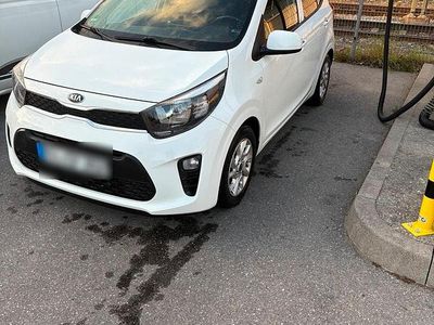 Weiß Gebraucht 2017 Kia Picanto Kleinwagen | 7.550 € (Etwas zu teuer)