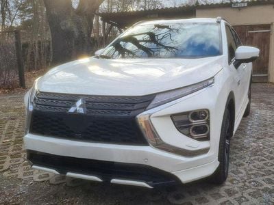 Gebraucht Mitsubishi Eclipse Cross Select 188 PS (138 kW) 2022 Weiß SUV