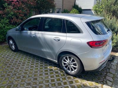 gebraucht Mercedes B200 d Progressive