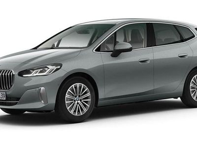 Grau Gebraucht 2025 BMW 220 Active Tourer Luxury Line Van / Kleinbus | 32.033 € (Guter Preis)