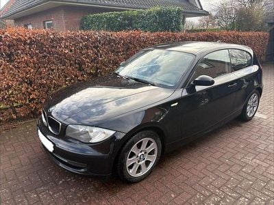 Gebraucht BMW 116 122 PS (89 kW) 2007 Schwarz Kleinwagen
