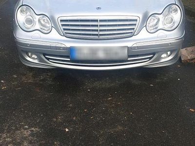 Gebraucht Mercedes C180 146 PS (107 kW) 2005 Silber Kombi