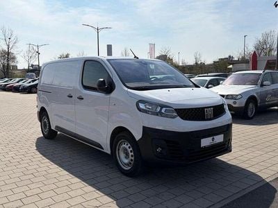 Second-hand Fiat Scudo 100 kW (136 CP) 2023 Alb Van