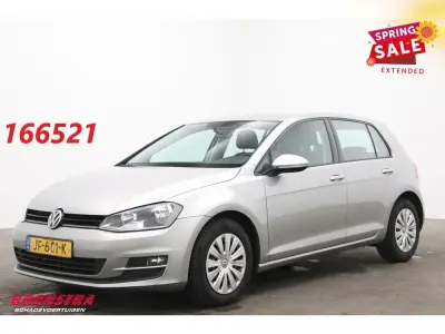 Second-hand VW Golf VII Trendline 111 CP (81 kW) 2016 Gri Berlinǎ