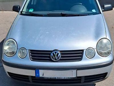 Gebraucht VW Polo Basis 54 PS (39 kW) 2005 Silber Kleinwagen