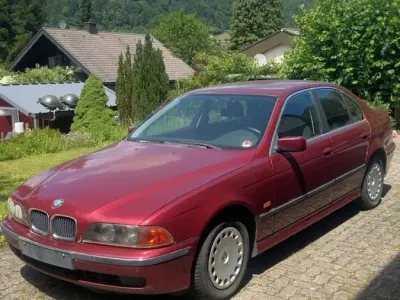 Gebraucht BMW 525 143 PS (105 kW) 1995 Rot Limousine