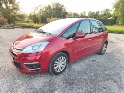 Gebraucht Citroën C4 Picasso SELECTION 120 PS (88 kW) 2011 Rot Van / Kleinbus