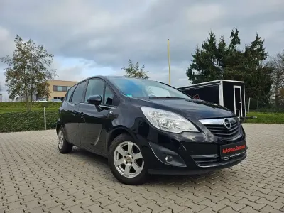 Używany Opel Meriva Design Edition 120 KM (88 kW) 2011 Czarny Minivan