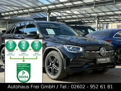 Używany Mercedes GLC200 AMG 163 KM (119 kW) 2020 Czarny SUV