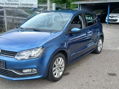 Gebraucht VW Polo 90 PS (66 kW) 2016 Blau Kleinwagen